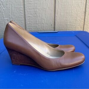 Naturalizer Emily cognac leather wedges
